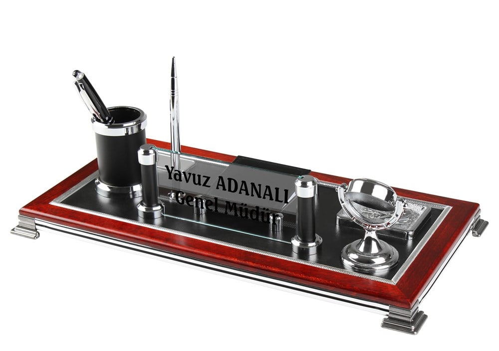 Kişiye Özel Kayın Ağacından Hazırlanmış Masa Üstü İsimlik SetiGiftmodaLD-3500