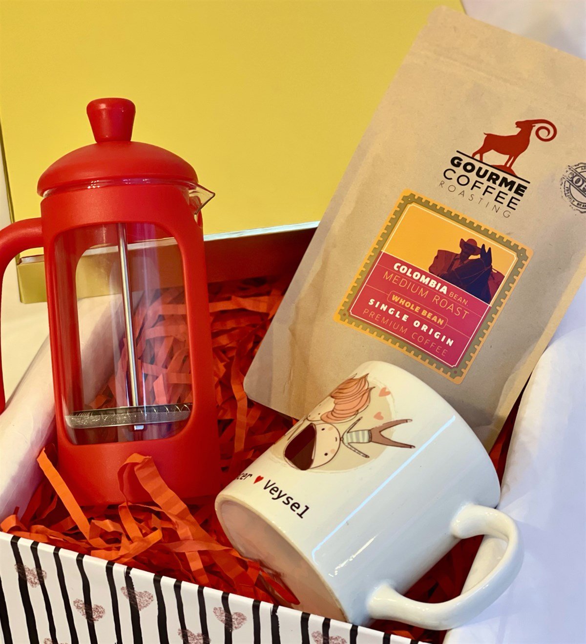 Kişiye Özel Ölümsüz Aşıklar French Press & Filtre Kahveli Sevgiliye Hediye SetiGiftmodaGmhs100185