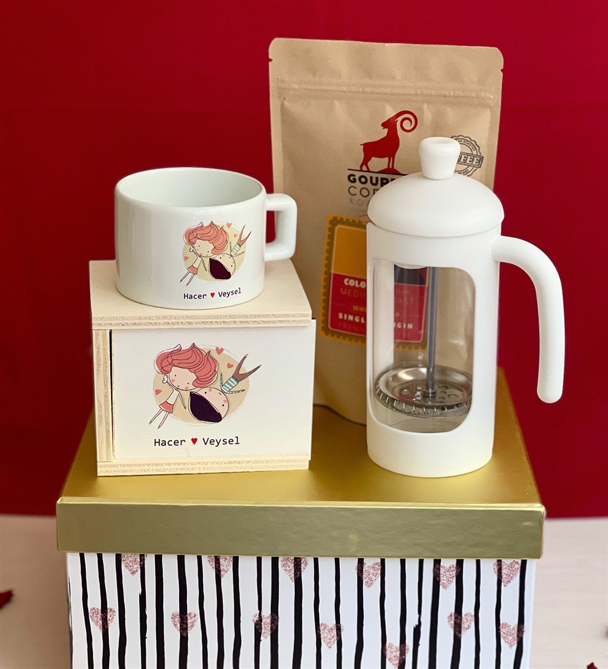 Kişiye Özel Ölümsüz Aşıklar French Press & Filtre Kahveli Sevgiliye Hediye SetiGiftmodaGmhs100173