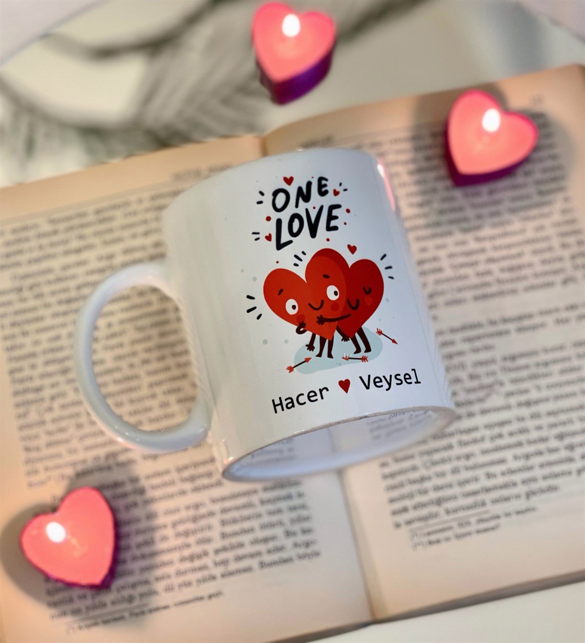 Kişiye Özel One Love Tasarımlı KupaGiftmodaGmkp100045