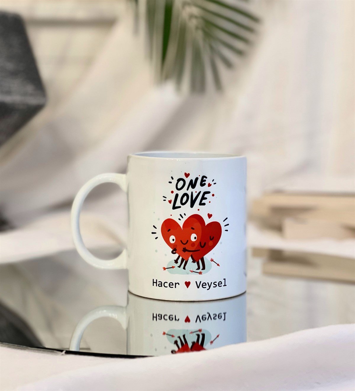 Kişiye Özel One Love Tasarımlı KupaGiftmodaGmkp100045