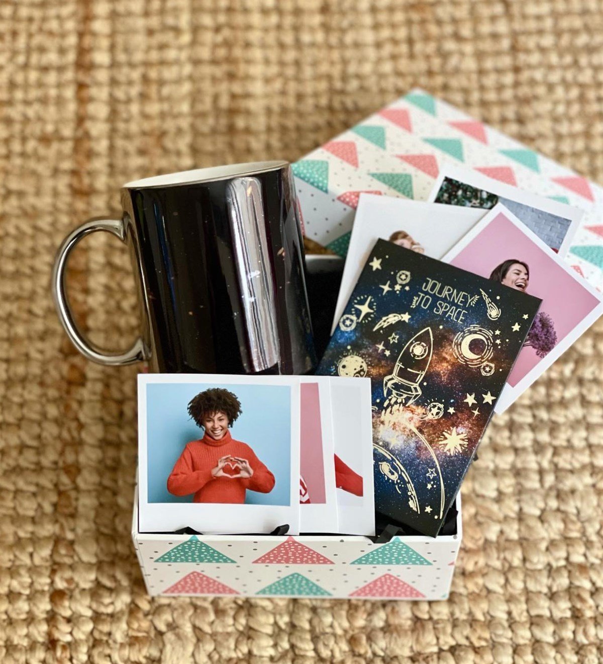 Kişiye Özel Space Roket Tasarımlı Mini Albüm Gümüş Kupa Mini Hediye SetiGiftmodaGmhs100377