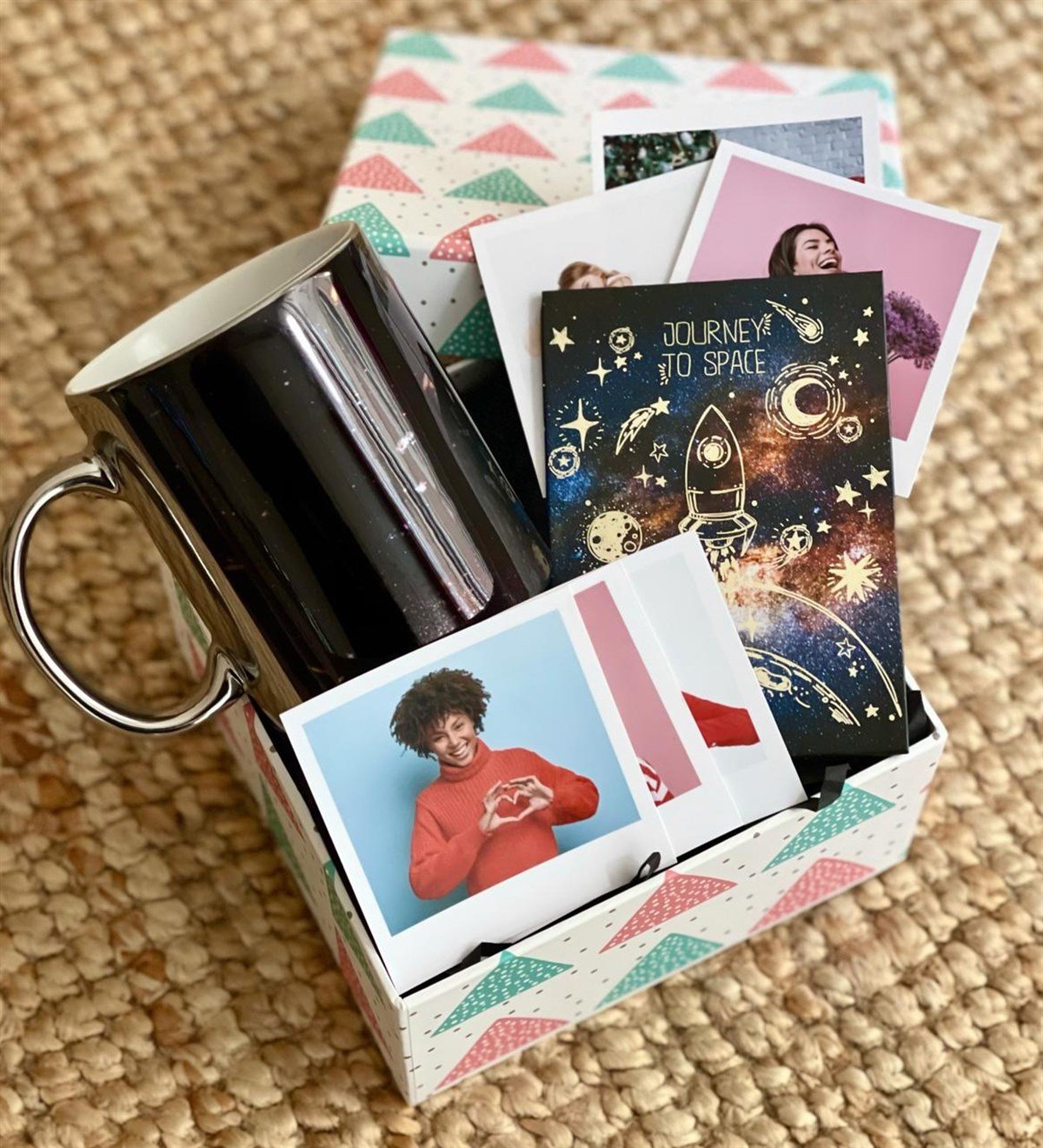 Kişiye Özel Space Roket Tasarımlı Mini Albüm Gümüş Kupa Mini Hediye SetiGiftmodaGmhs100377