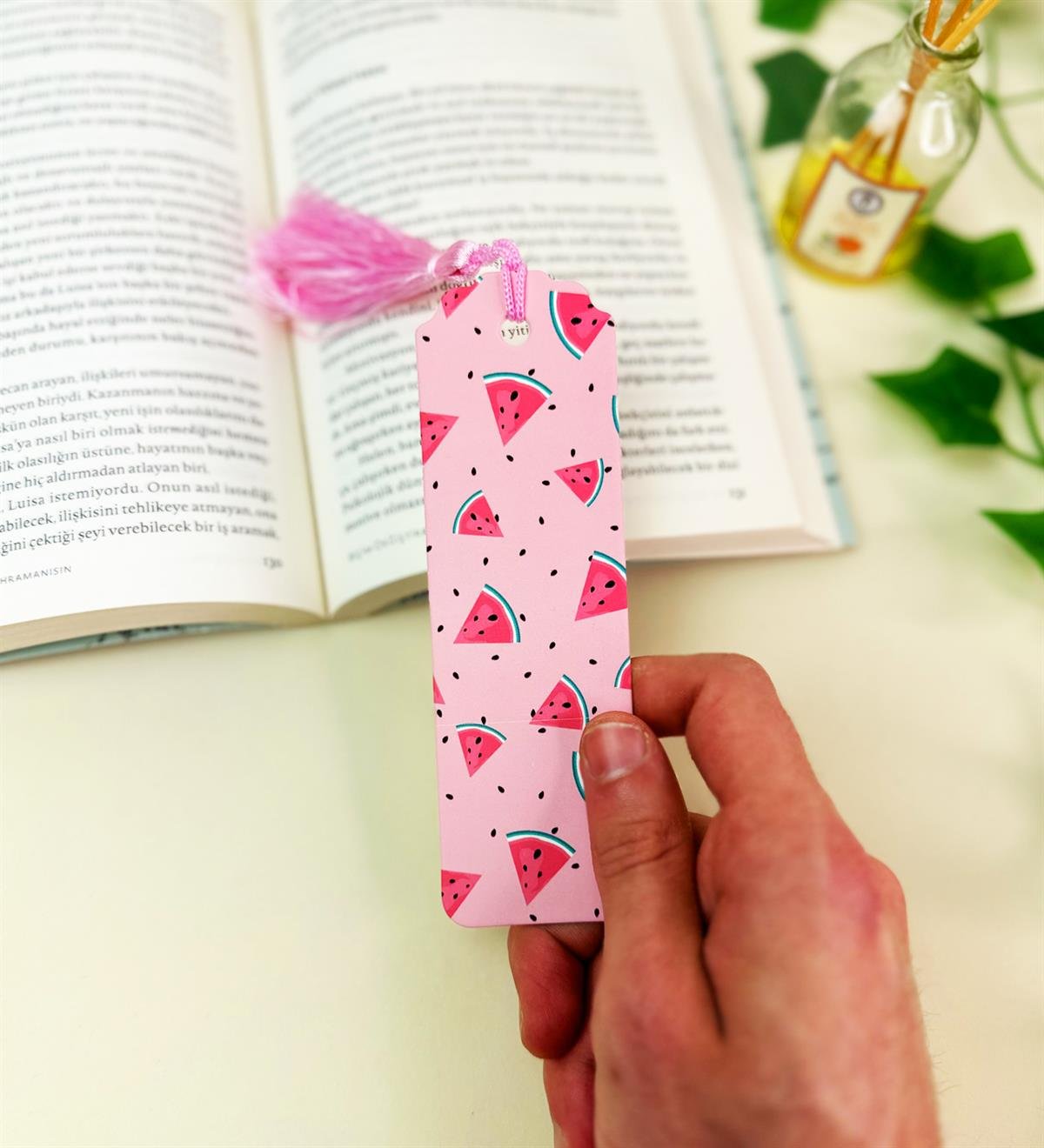 Püsküllü Kitap AyracıgiftmodaBAM-1011