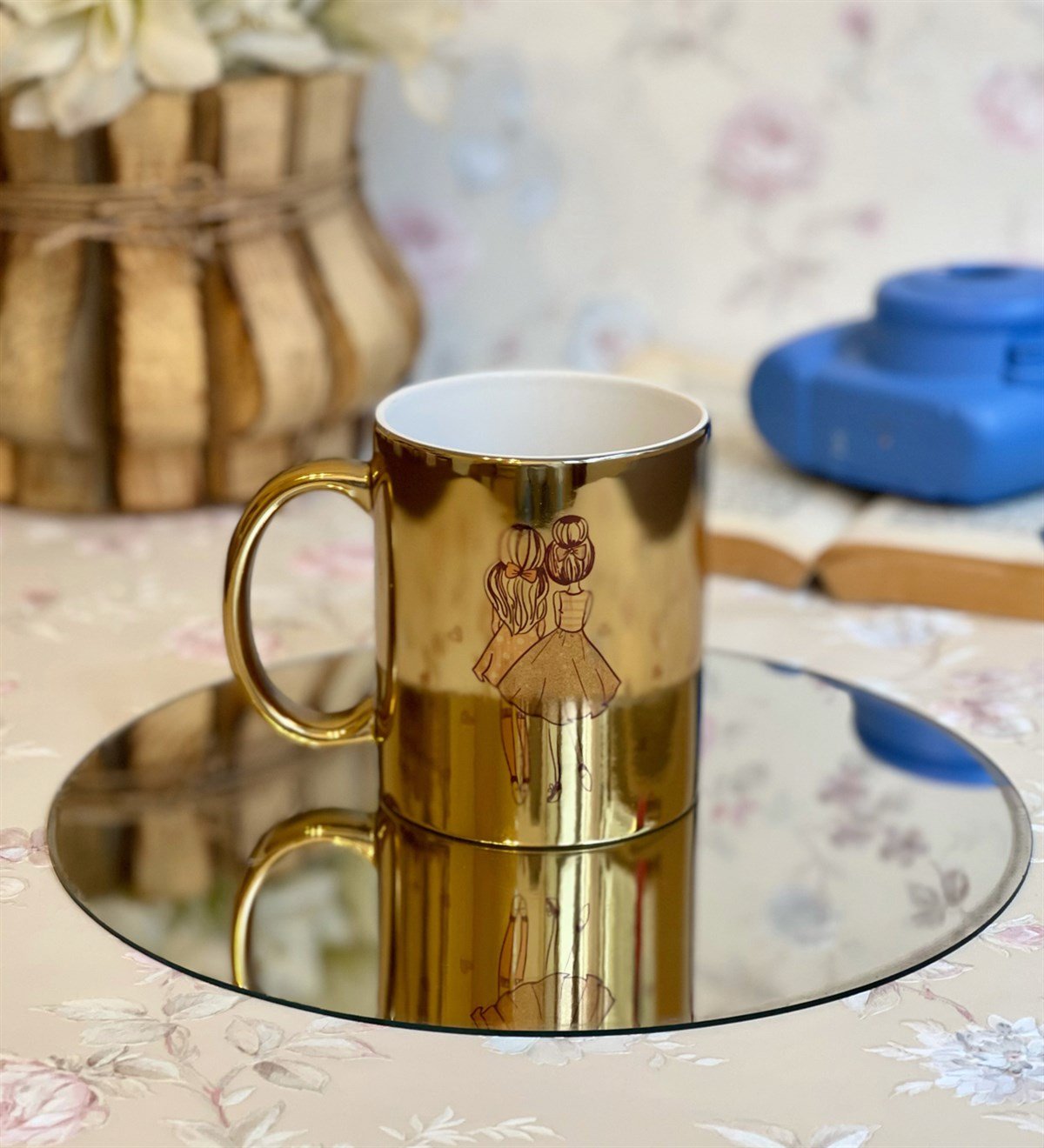 Kız Kardeş Tasarımlı Gold KupaGiftmodaGmkp100106