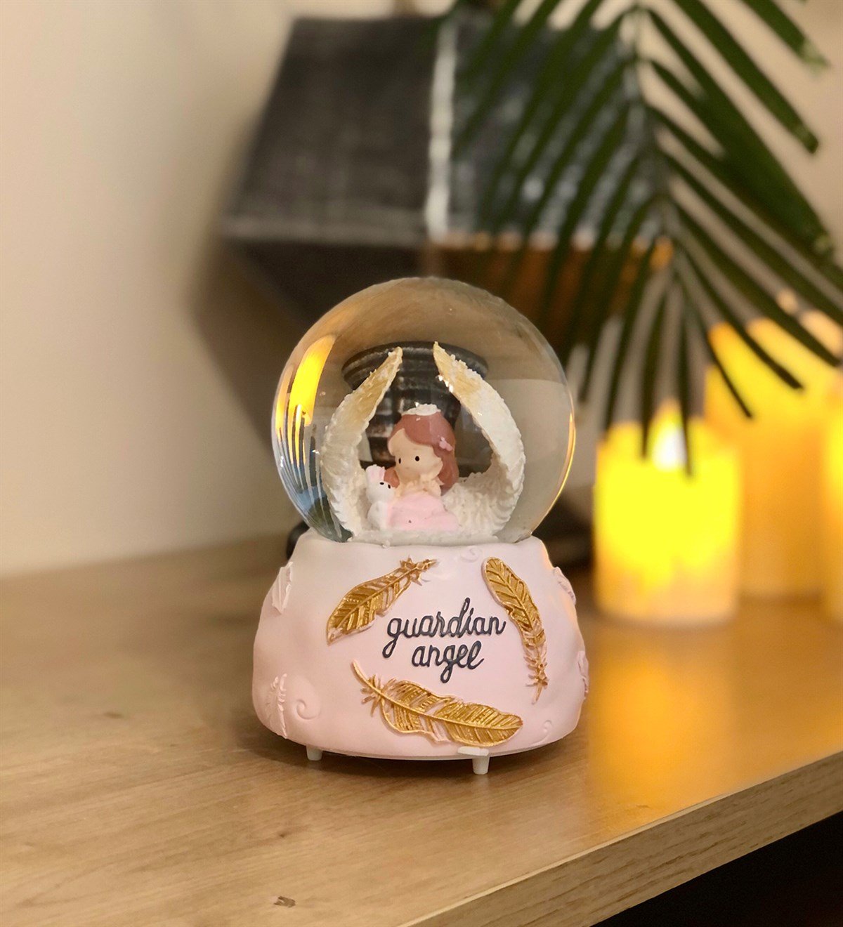 Koruyucu Melek Işıklı Müzikli Orta Boy Kar KüresiGiftmodaGM-4113