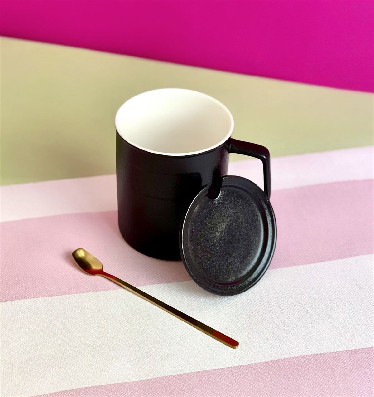 Siyah Porselen Kupa Tebeşir HediyeliGiftmodaGmkp100204