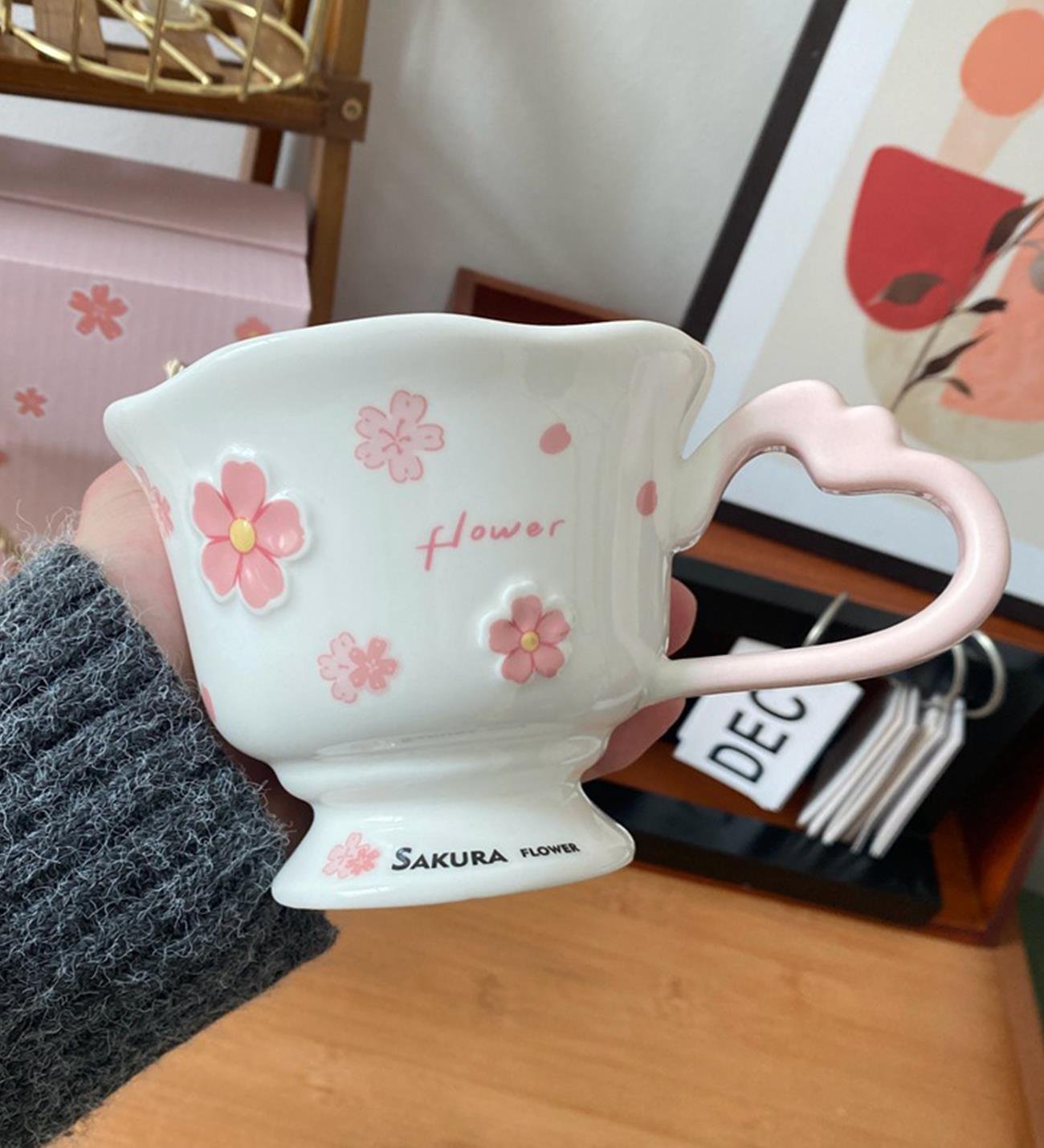 Sakura Bahçesi Temalı Seramik KupagiftmodaBM-1978