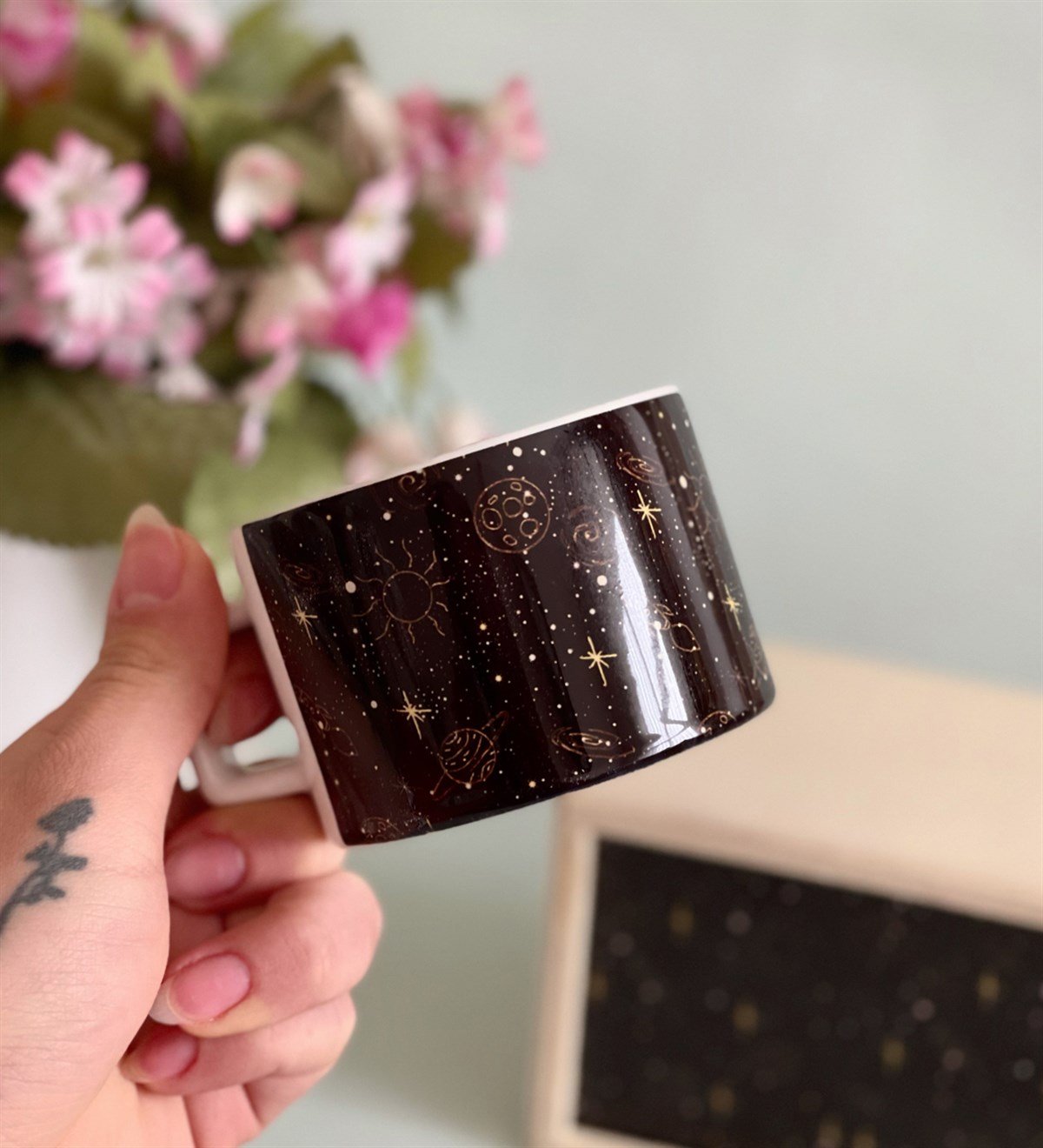 Çizgi Galaxy Tasarımlı Kutulu KupaGiftmodaGmkp100164