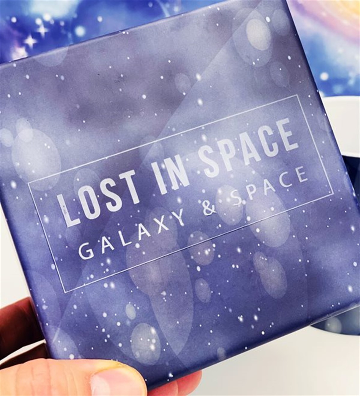 Kutulu Lost in Space Tasarımlı KupaGiftmodalost-in-space-kart-kutu-kupa