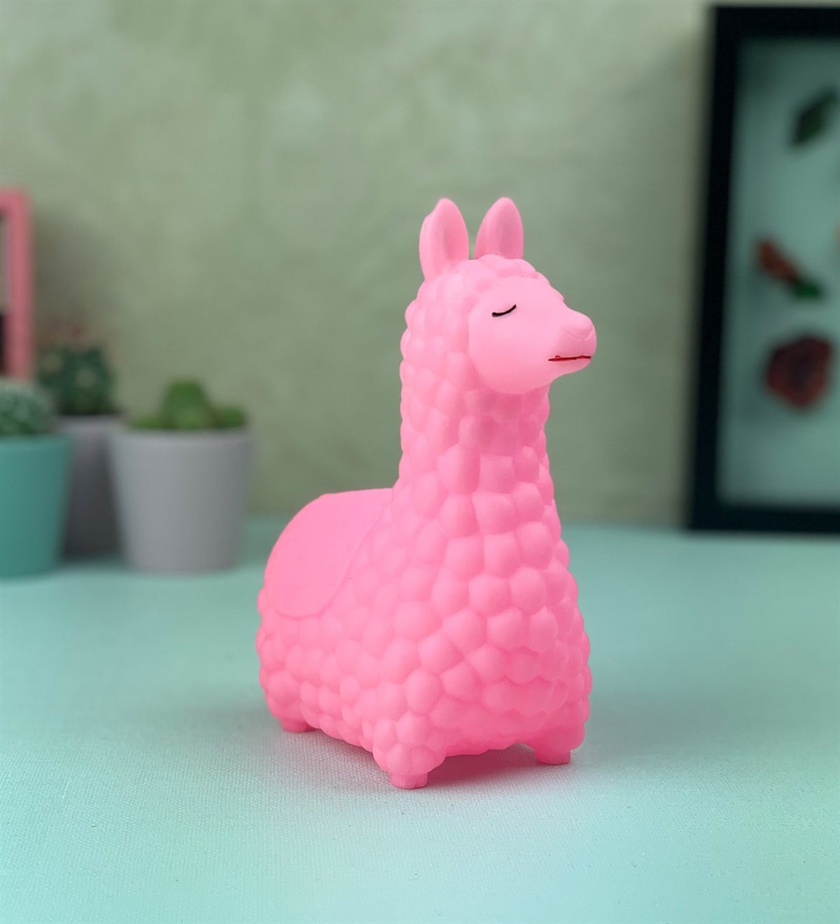 Lama Tasarımlı Kutulu Kupa Ve Lama Gece LambasıGiftmodaLama-Kupa-Lamba