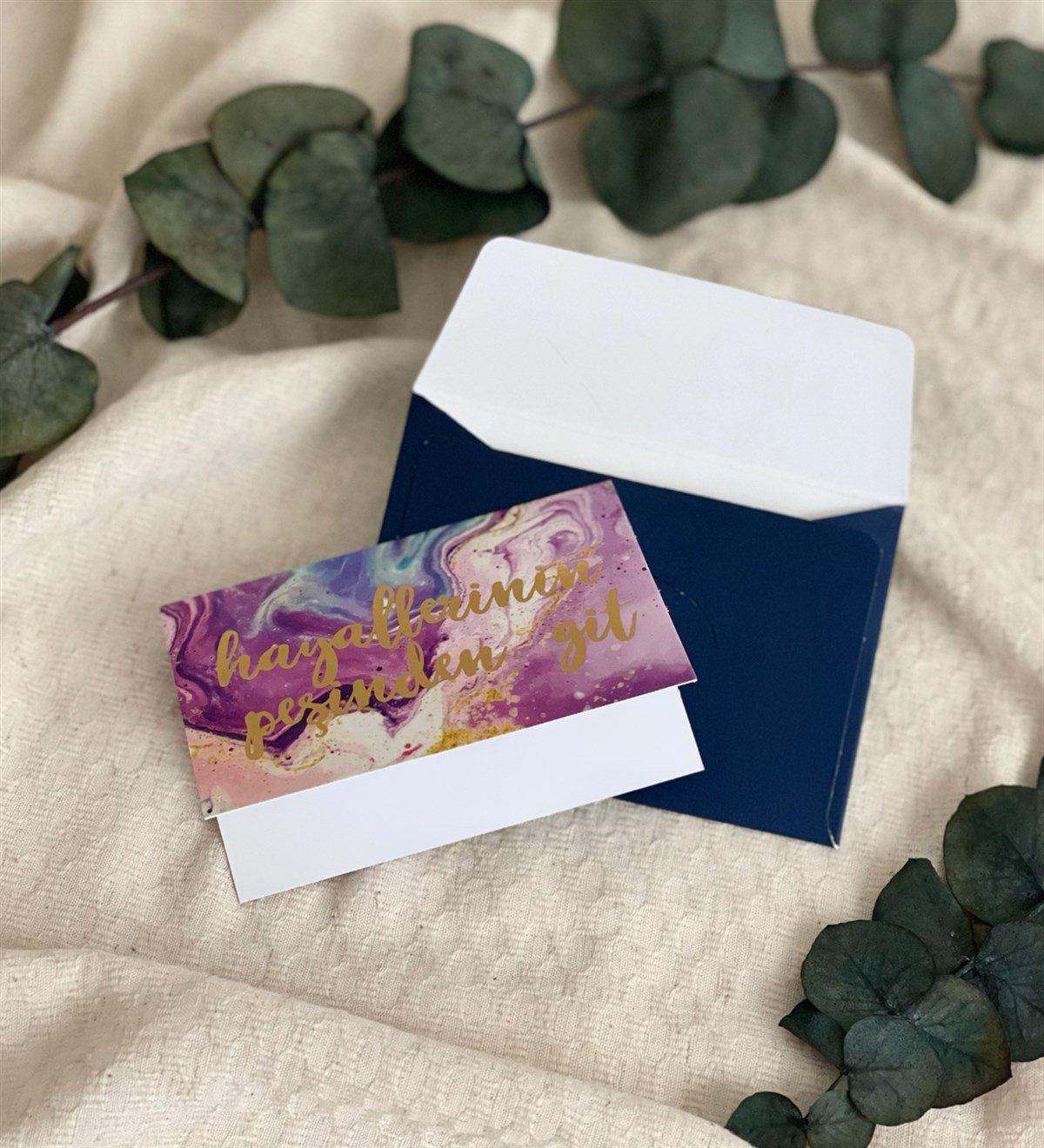 Hayallerinin Peşinden Git Tasarımlı Mavi Zarflı Mesaj KartıgiftmodaGmmsj00010