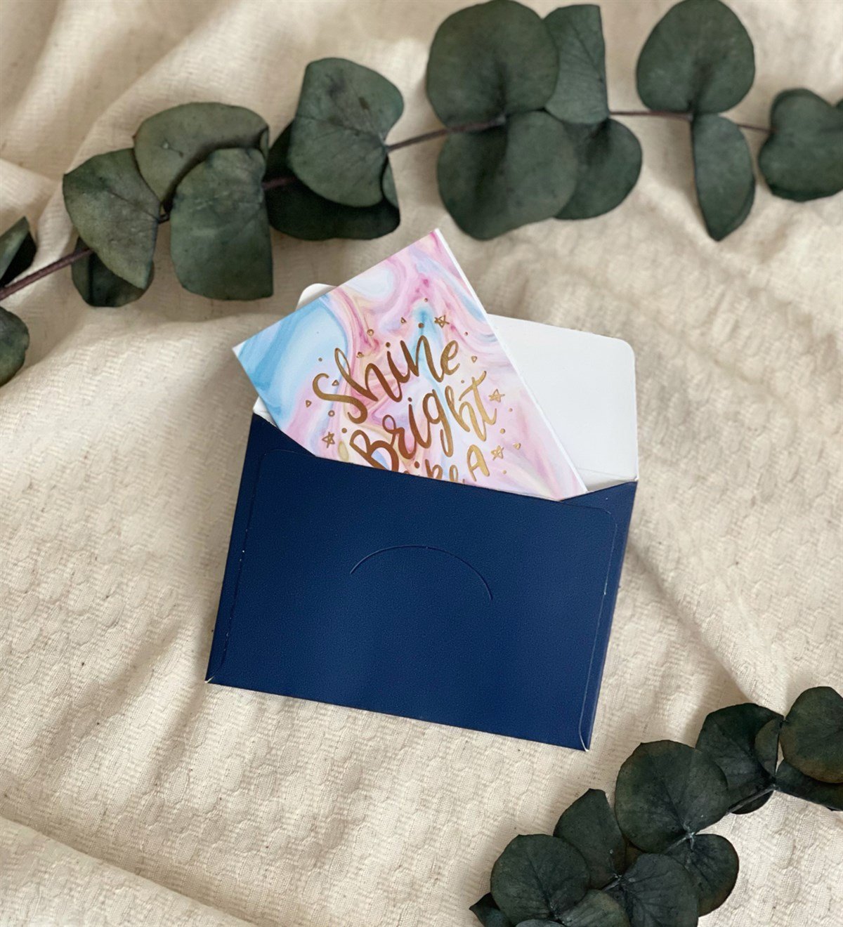 Elmas Motto Tasarımlı Mavi Zarflı Mesaj KartıgiftmodaGmmsj00011