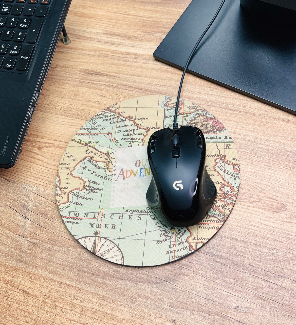 Travel Tasarımlı Oval Mouse Pad	giftmodaGmms000011