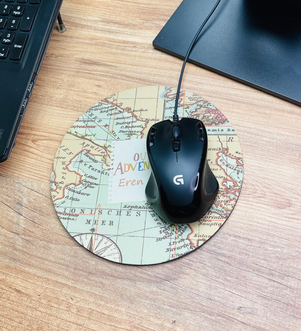 Kişiye Özel Travel Tasarımlı Oval Mouse Pad	giftmodaGmms000012