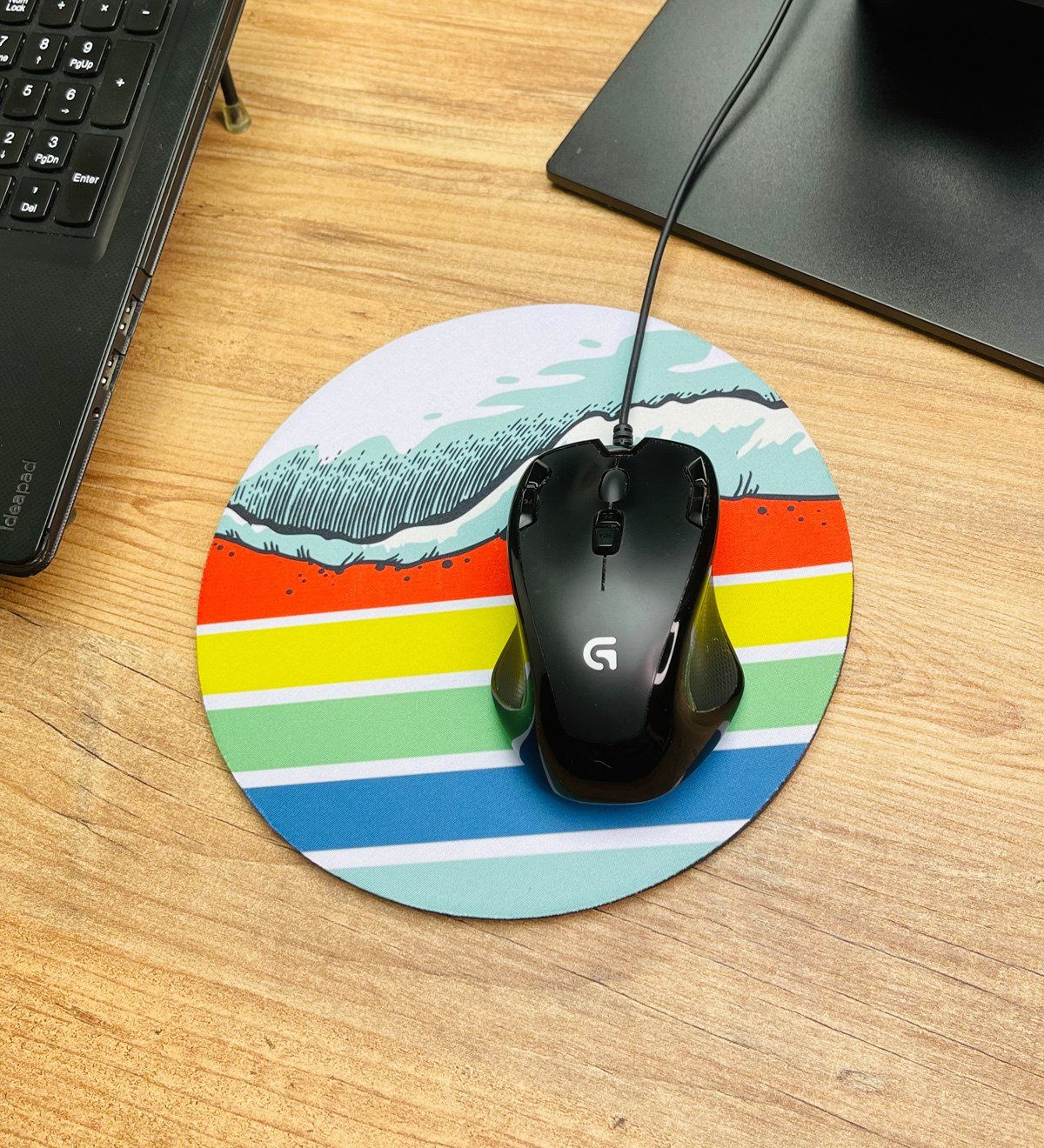 Retro Dalga Tasarımlı Oval Mouse Pad	giftmodaGmms000010