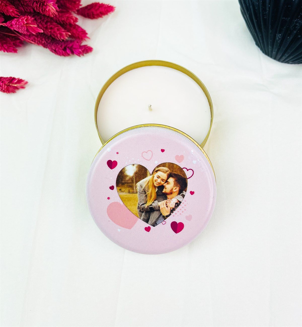 Kişiye Özel Kalp Tasarımlı Kokulu Teneke MumgiftmodaGmmum0035