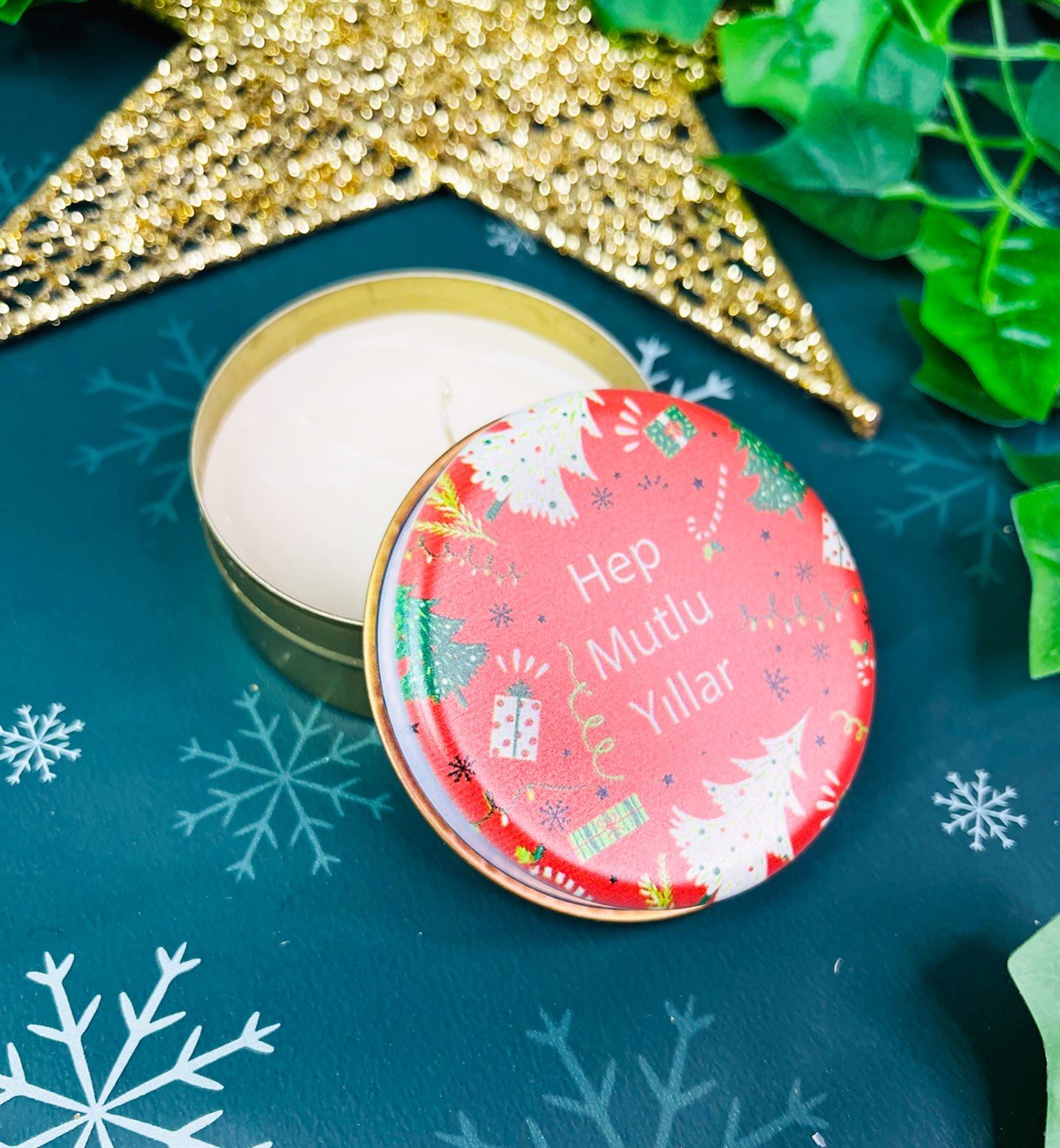 Hep Mutlu Yıllar Tasarımlı Kokulu Teneke MumgiftmodaGmmum0010