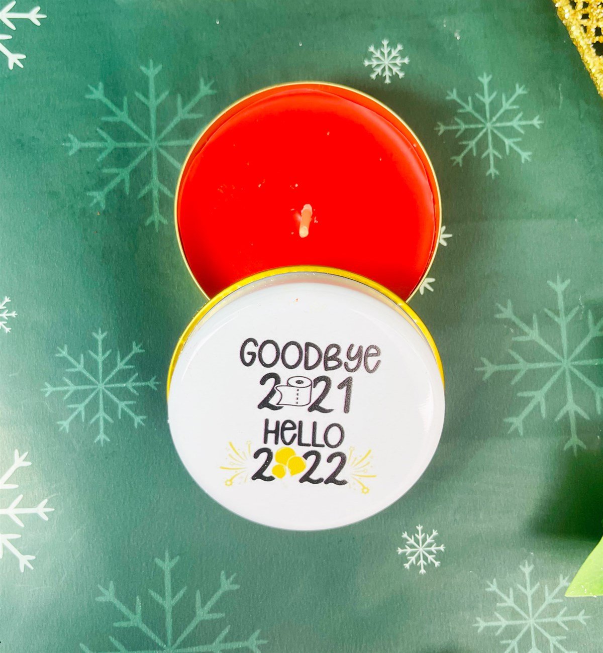 Güle Güle 2021 Merhaba 2022 Yılbaşı Tasarımlı Kokulu Teneke MumgiftmodaGmmum0022