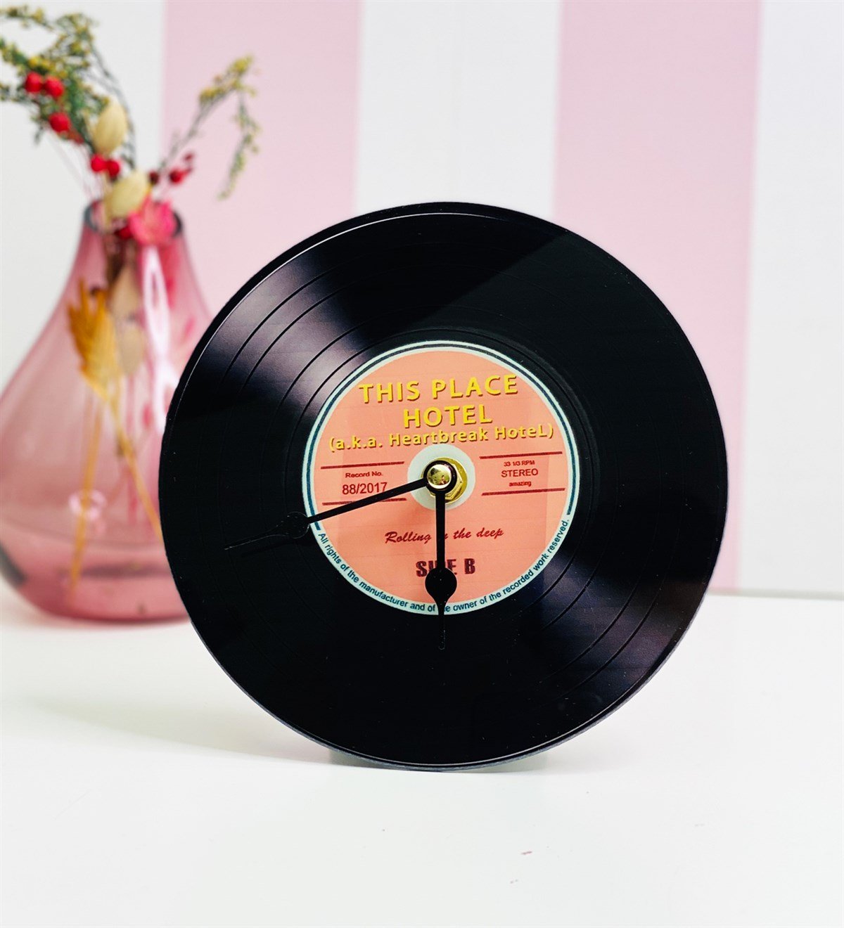 Nostaljik Plak Tasarımlı Masa SaatiGiftmodaGM-2492