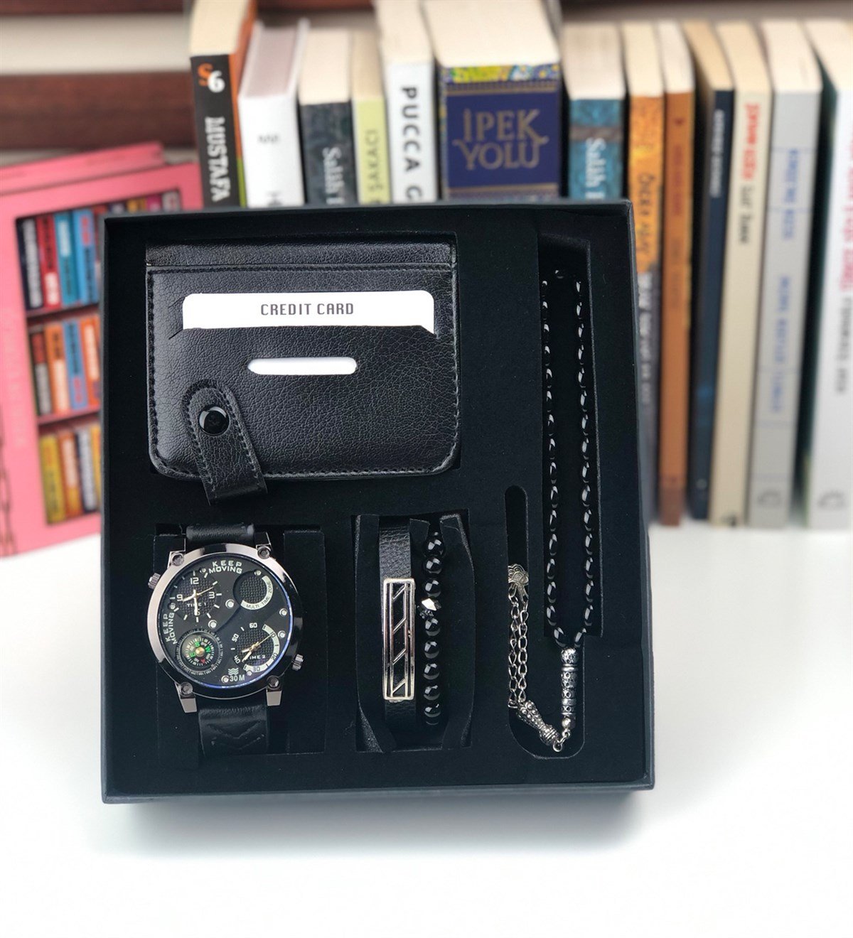 Özel Kutusunda Erkek Saat Ve Kartvizitlik Hediye SetiMarkasızGM1018