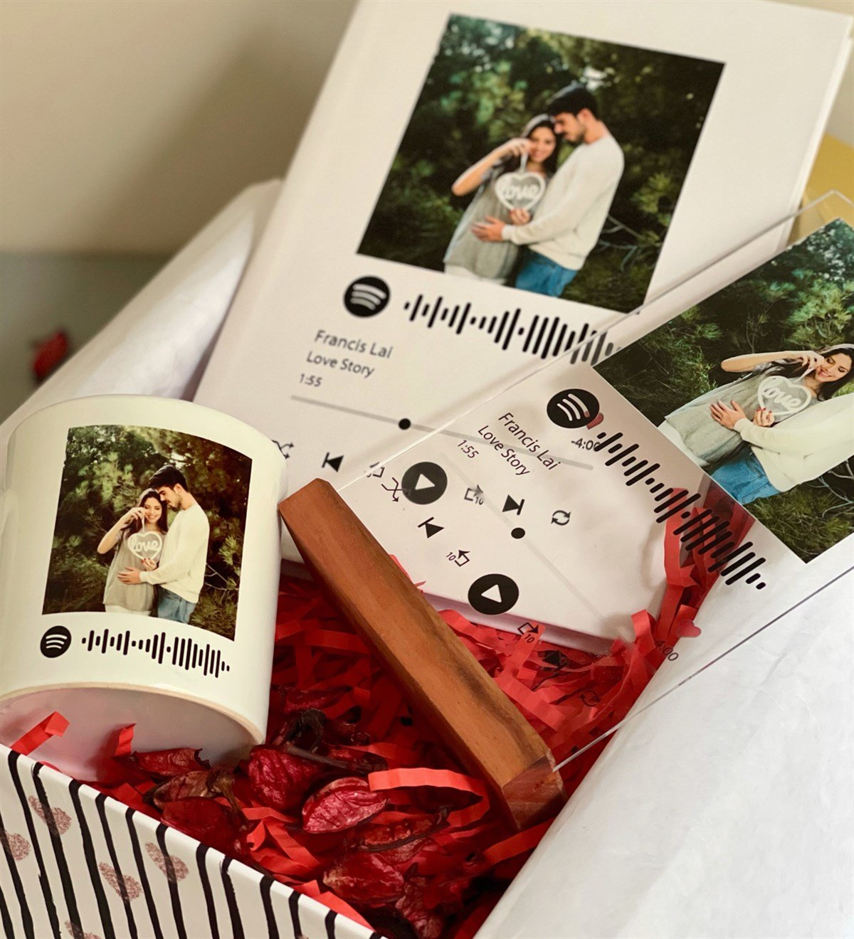 Özelleştirelebilir Spotify Sevgiliye Hediye SetiGiftmodaGmhs100177