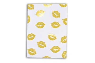 Parlayan Öpücük Defter