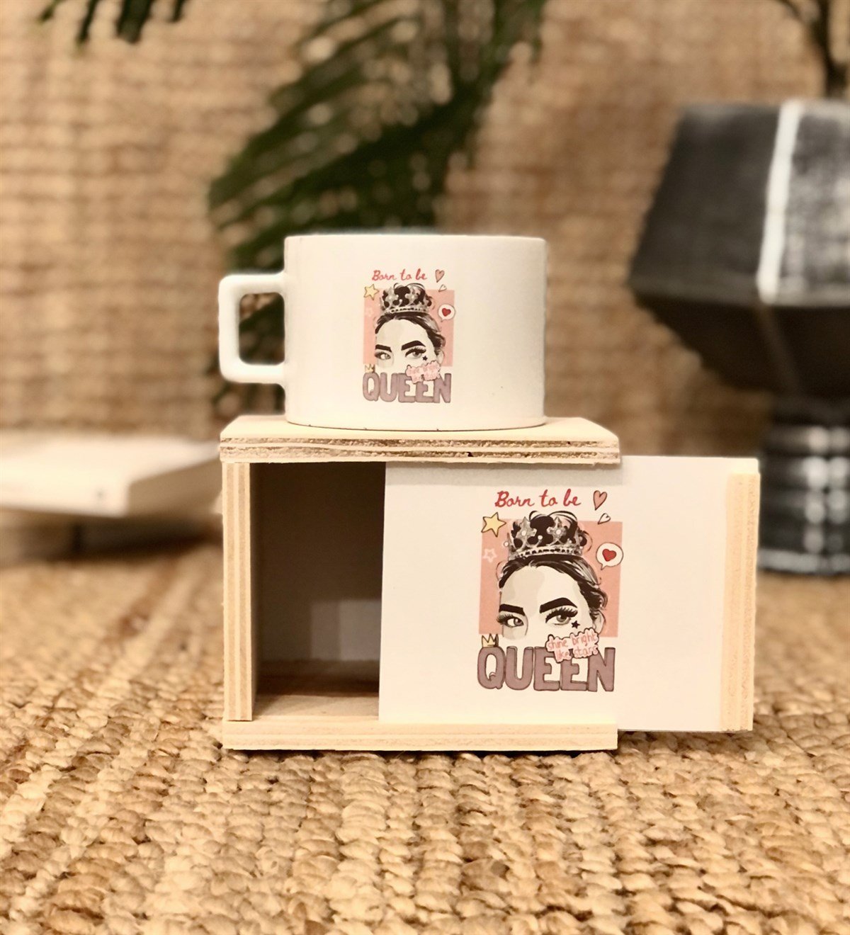 Pink Queen Tasarımlı Kutulu Kupa GiftmodaGmkp100016
