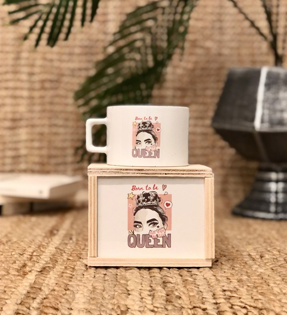 Pink Queen Tasarımlı Kutulu Kupa GiftmodaGmkp100016