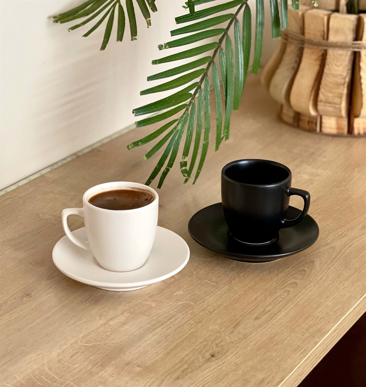 Özel Kutusunda 2'li Türk Kahvesi Fincanı Çikolata ve Türk Kahvesi SetiGiftmodaGmhs100966