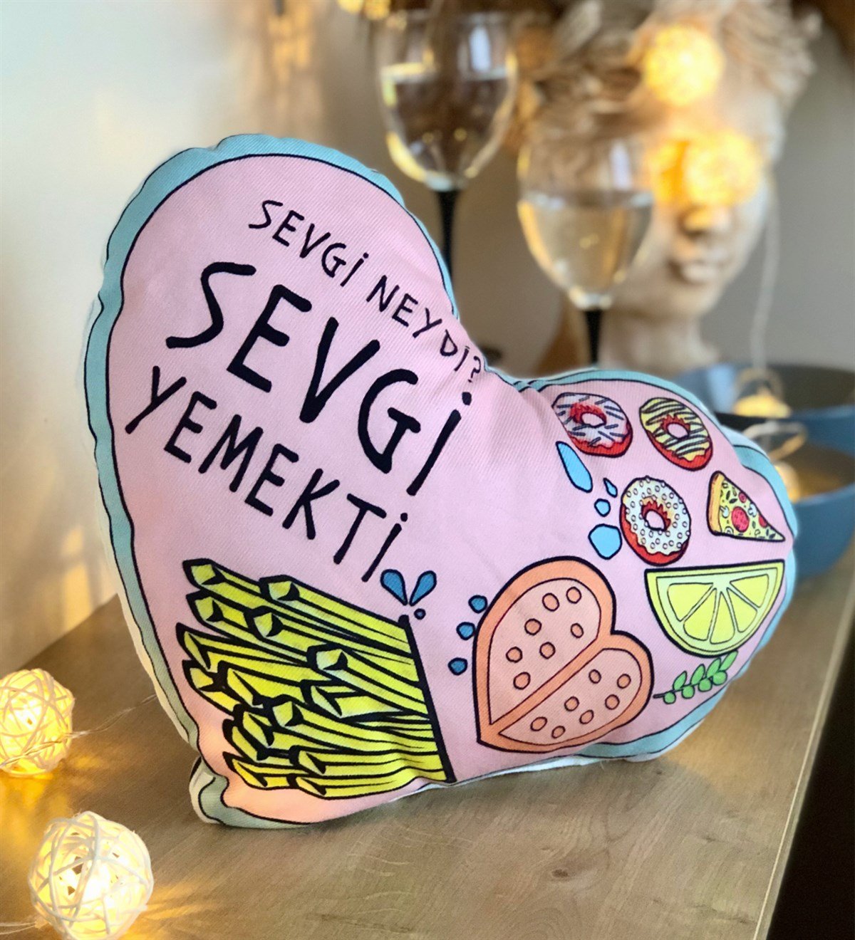 Sevgi Yemekti Tasarımlı YastıkGiftmodaYemek-Yastık