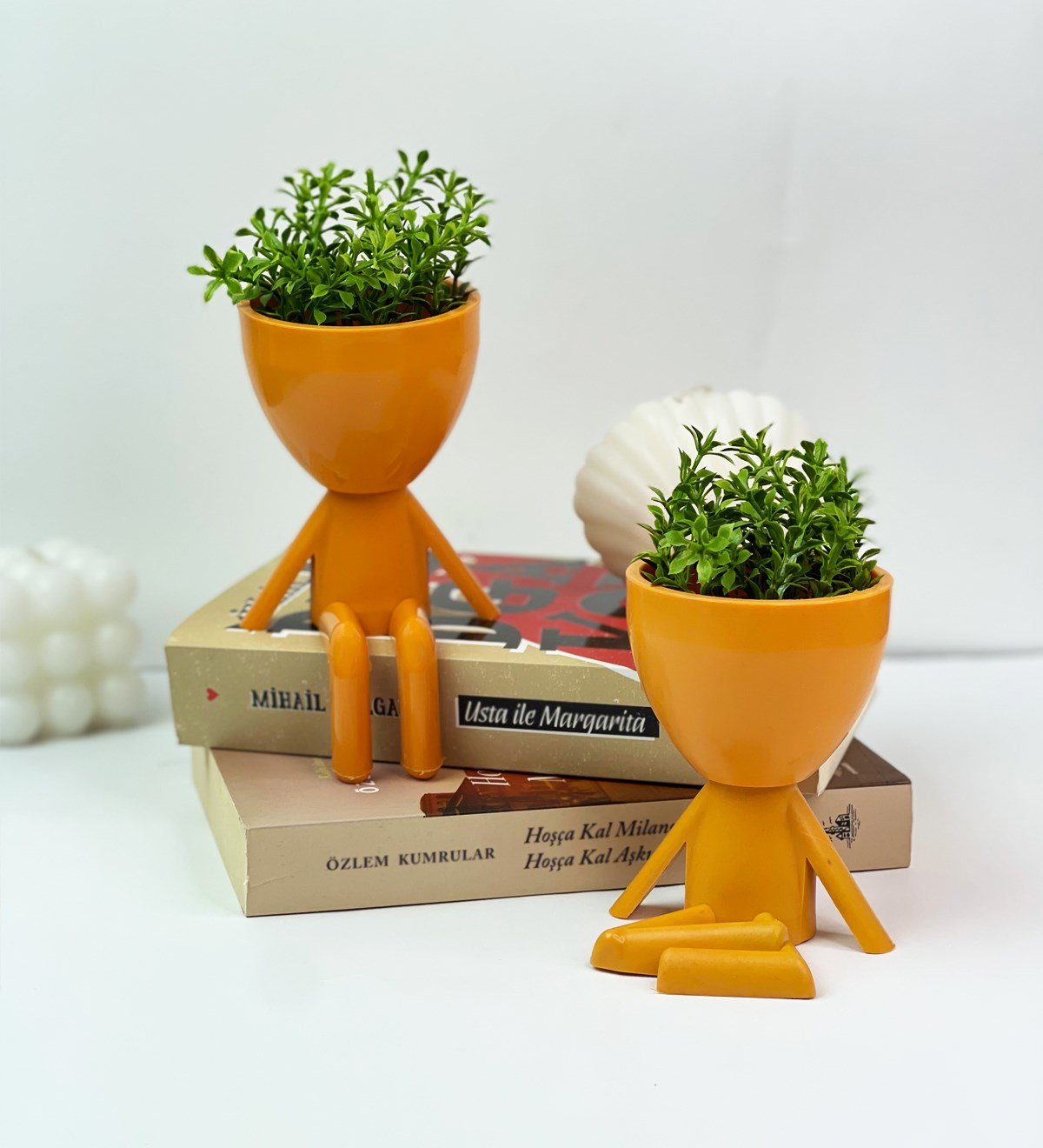 2'li Oturan Figür Saksıda Yapay ÇiçekgiftmodaGmc10002-Oturan