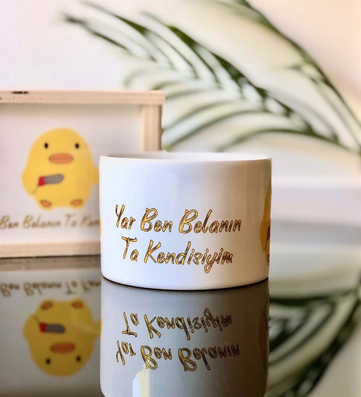 Yar Ben Belanın Ta Kendisiyim Civciv Tasarımlı Kutulu Kupa Ve Yastık SetGiftmodaYar-Civciv-Kutulu-Kupa-Yastık