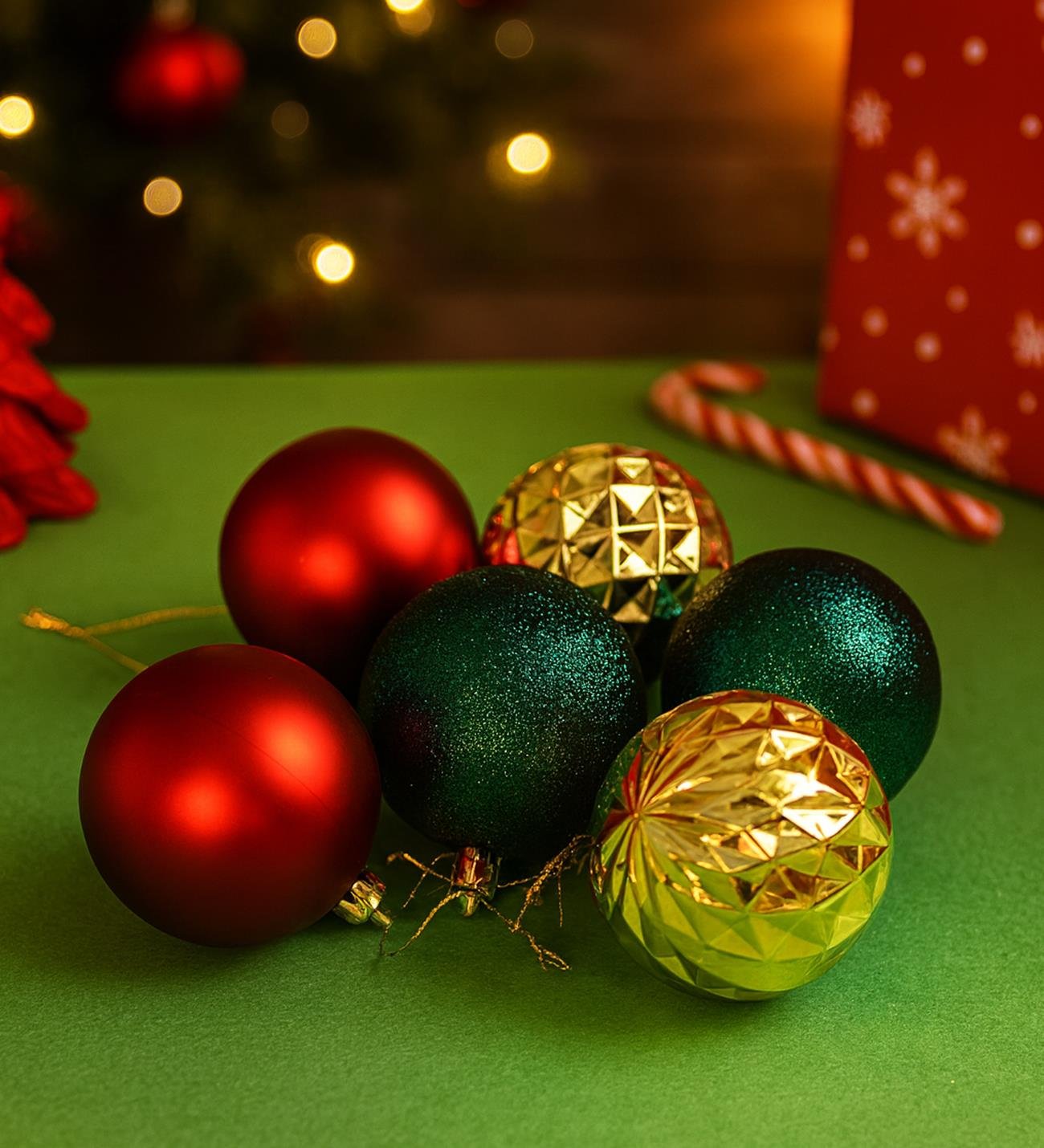 Yılbaşı Ağaç Süsü Top Seti – 6 AdetgiftmodaBM-1767	