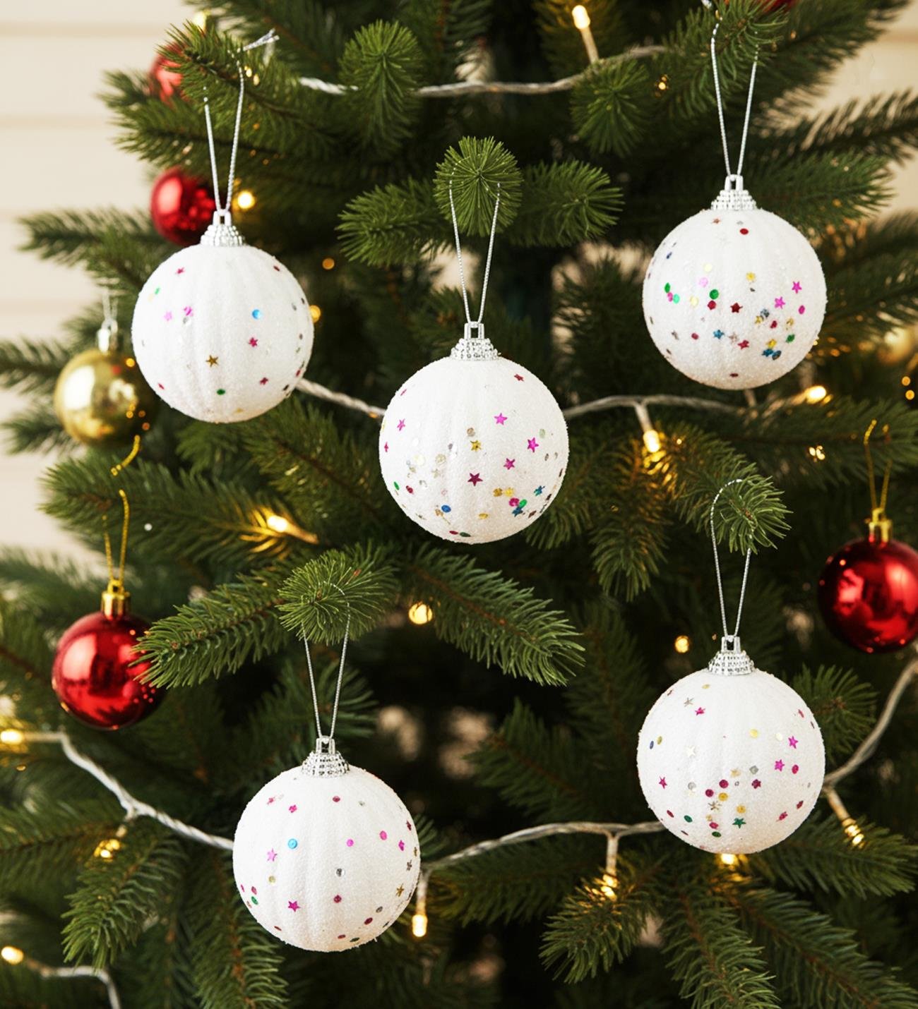 Beyaz Yılbaşı Ağaç Süsü Top Seti – 6 AdetgiftmodaBM-1768	