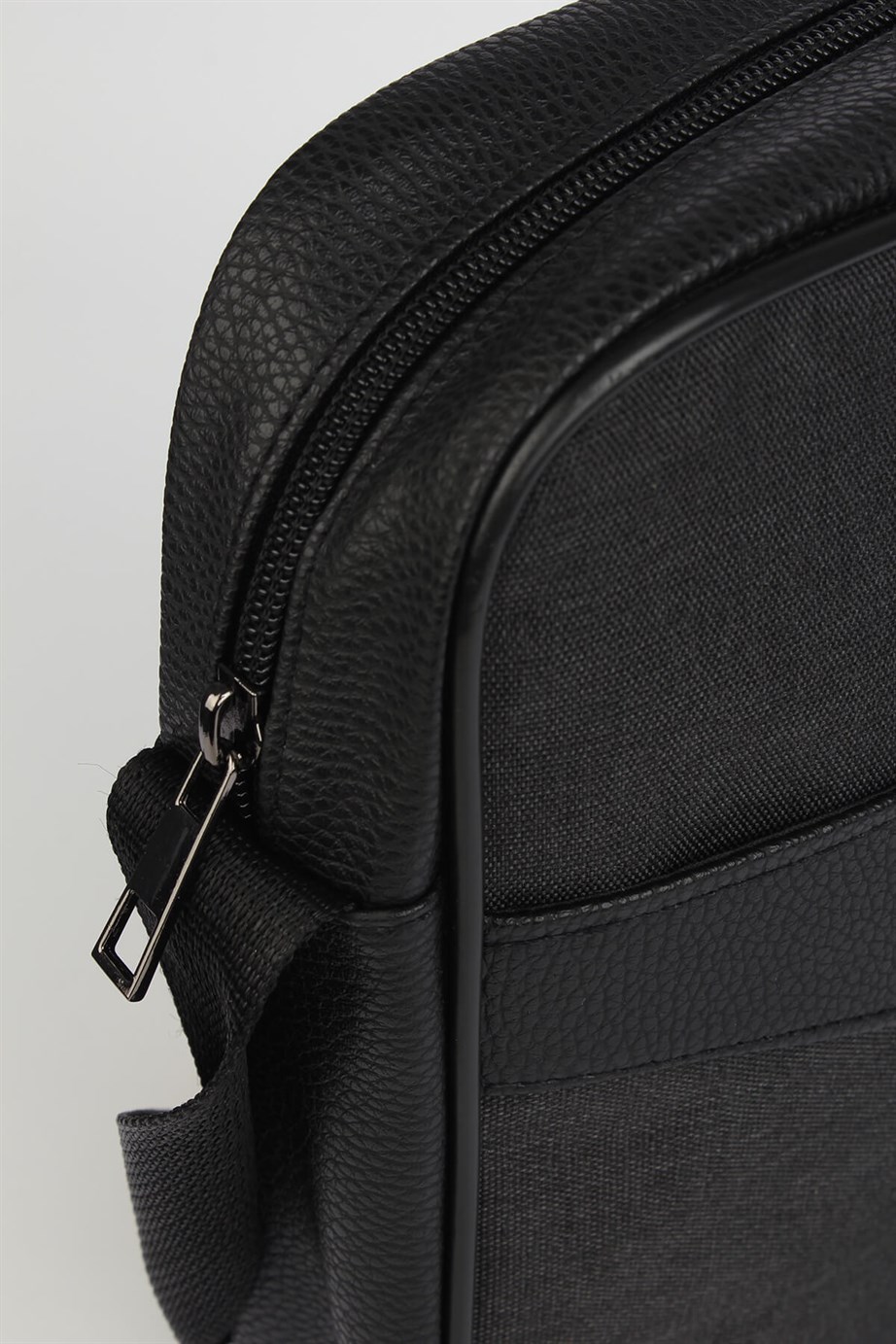 Askılı Erkek Deri Çanta