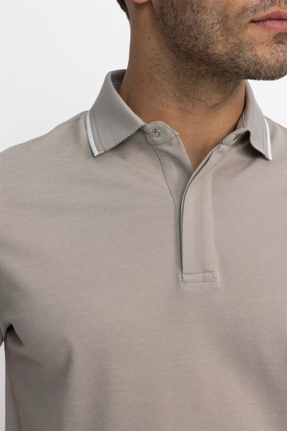 Erkek Polo Yaka Klasik Fit Gizli Düğme Pamuklu Tişört
