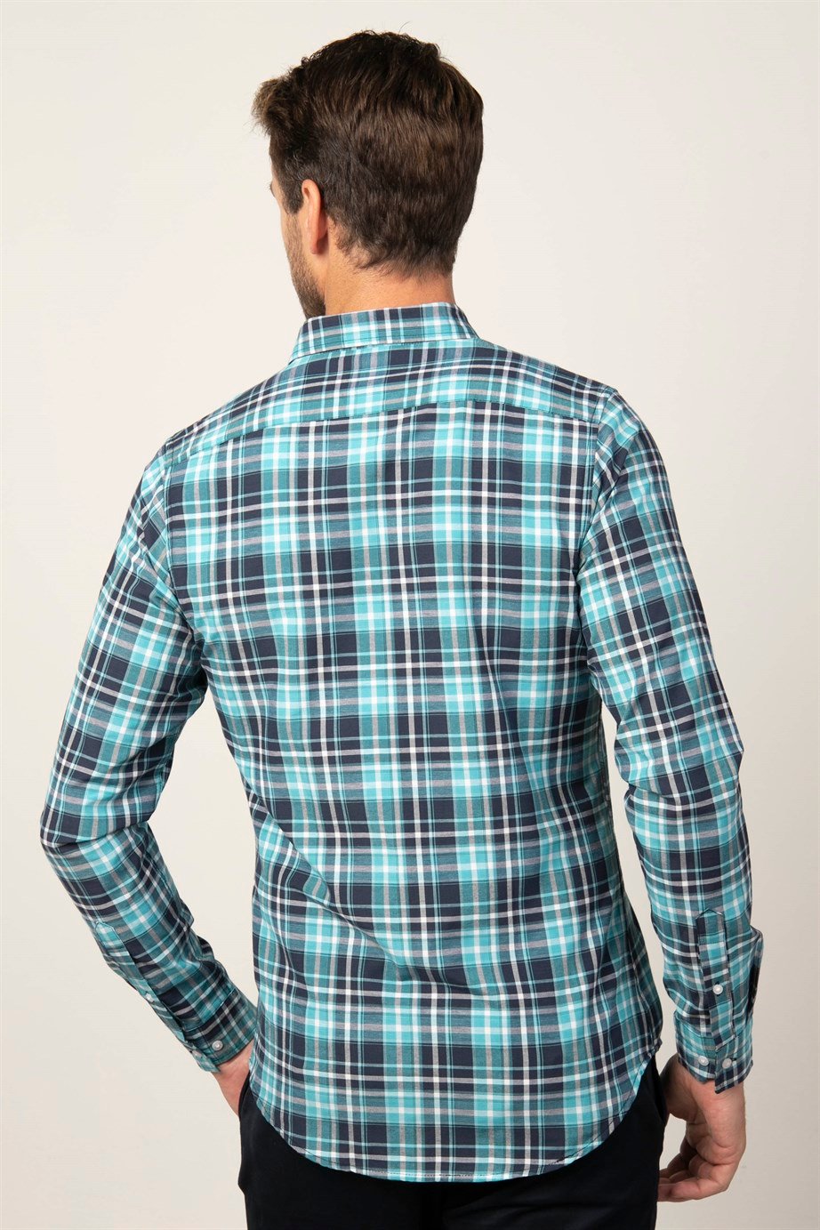 Slim Fit Uzun Kol Ekoseli Biyeli Yaka Düğmeli Erkek Gömlek