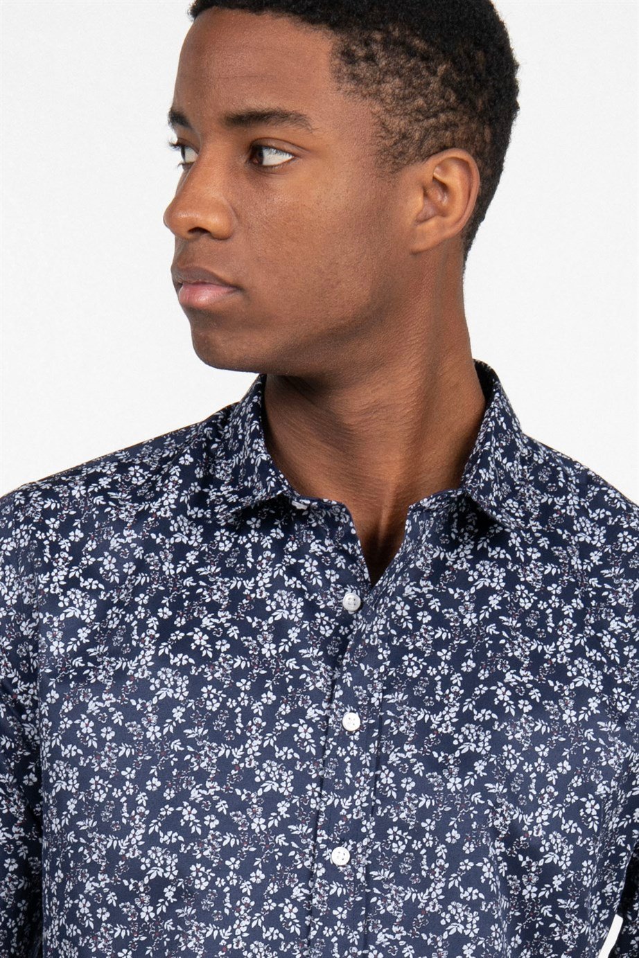 Slim Fit Dar Kesim Desenli Pamuklu Kolay Ütülenebilir Erkek Gömlek