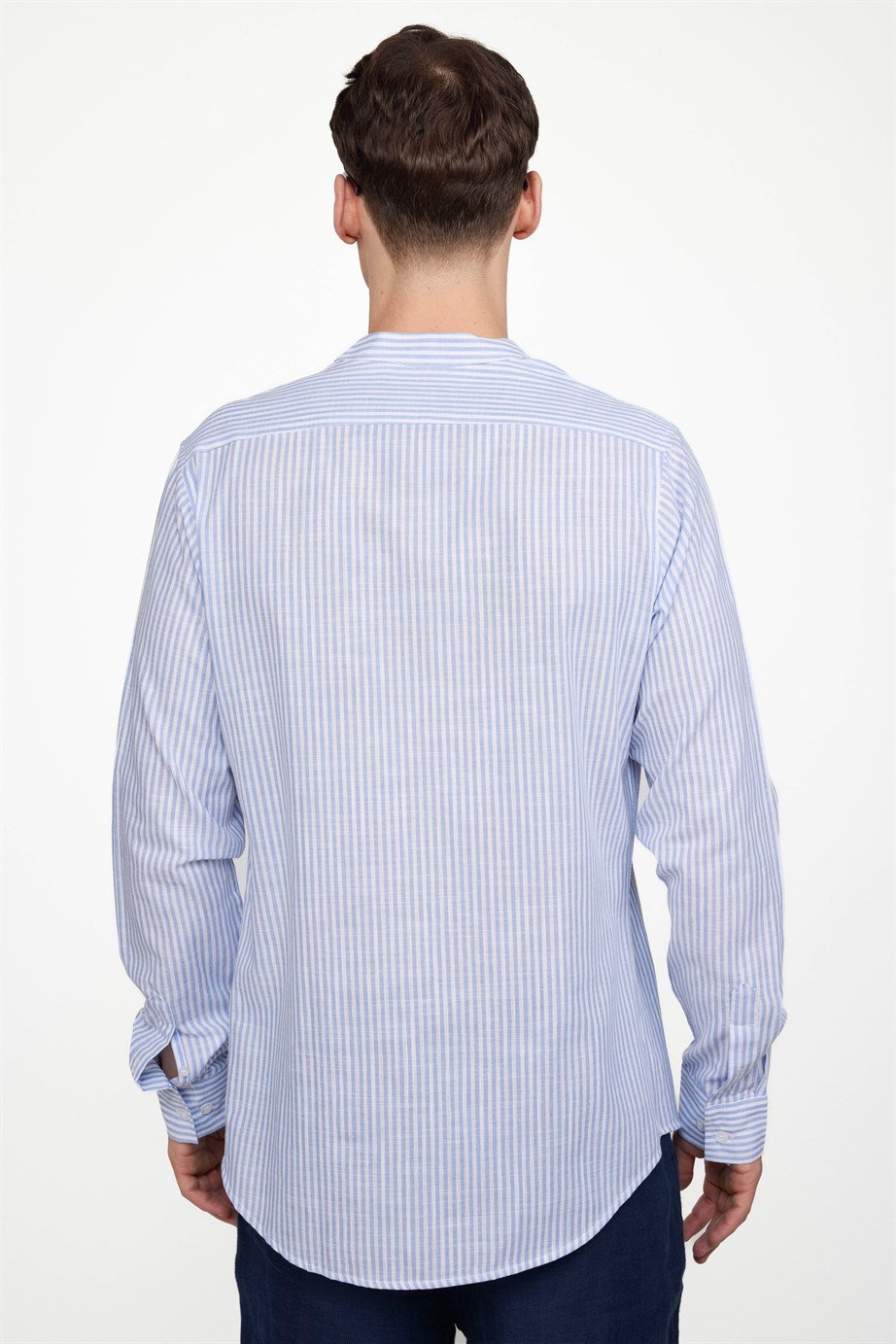 Slim Fit  Çizgili Hakim Yaka Pamuklu Ketenli Erkek Spor Mavi Gömlek