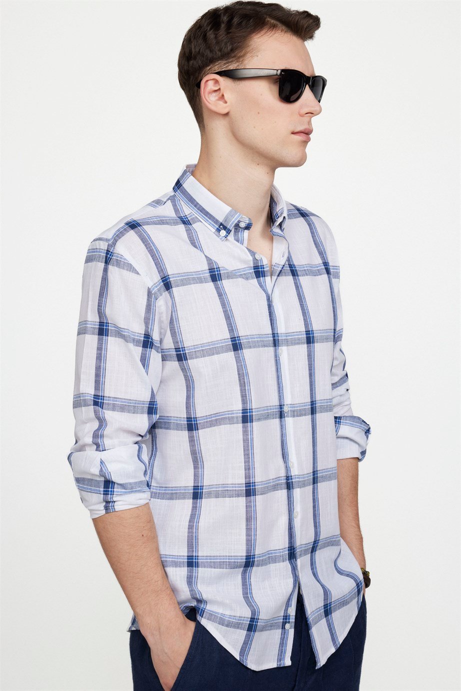 Slim Fit Uzun Kol Kareli Yaka Düğmeli Ketenli Erkek Gömlek