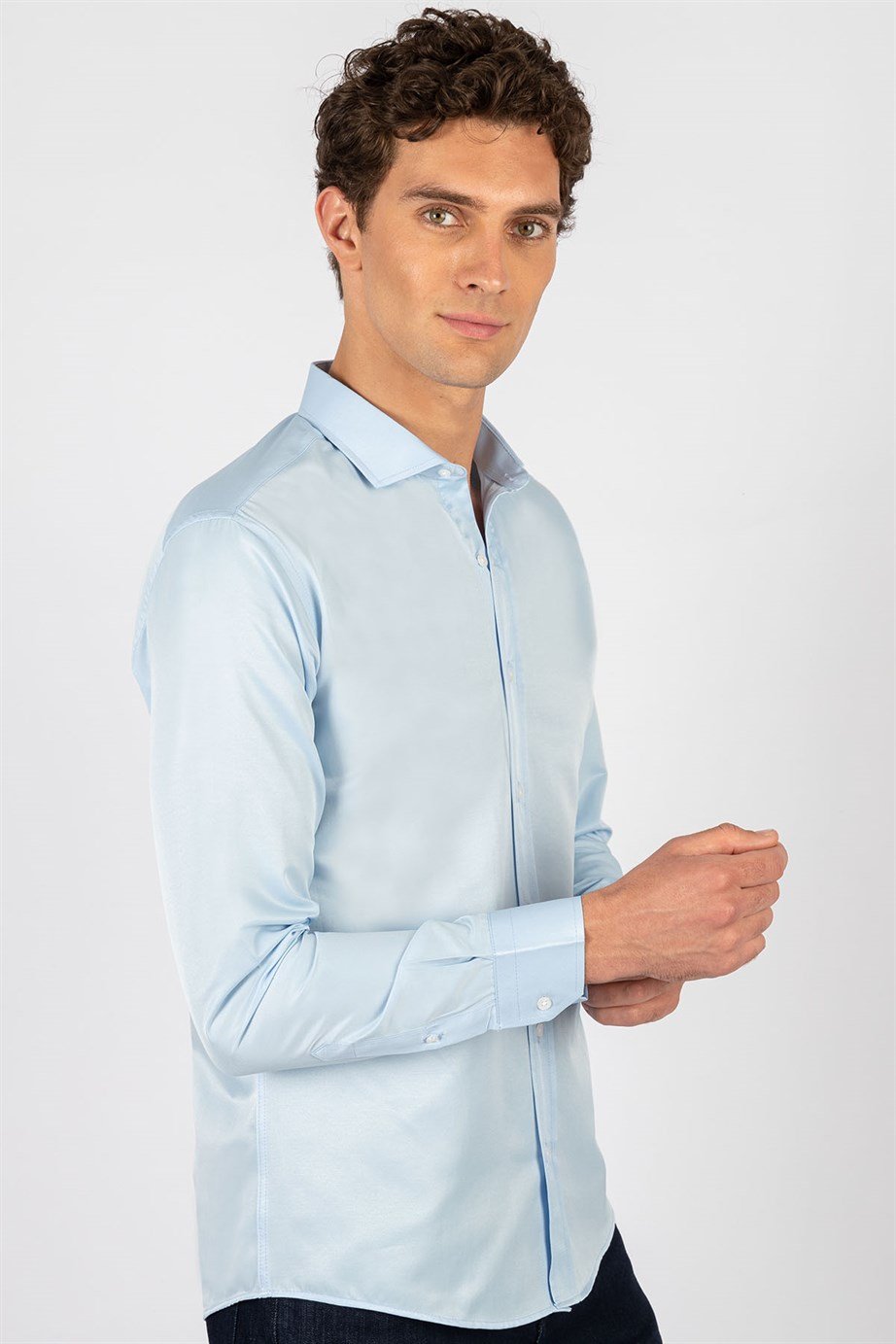 Modern Slim Fit Dar Kesim Düz Erkek Gömlek