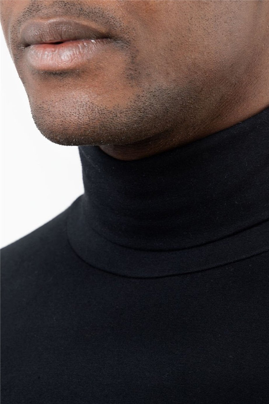 Slim Fit Dar Kesim Tam Balıkçı Yaka Düz İnce Erkek Sweatshirt