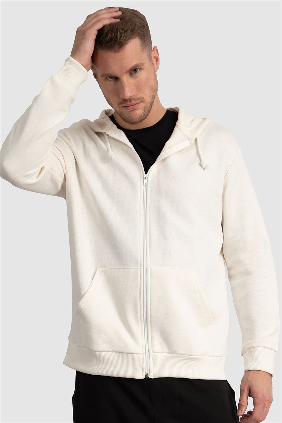Fermuarlı Kapüşonlu Sweatshirt