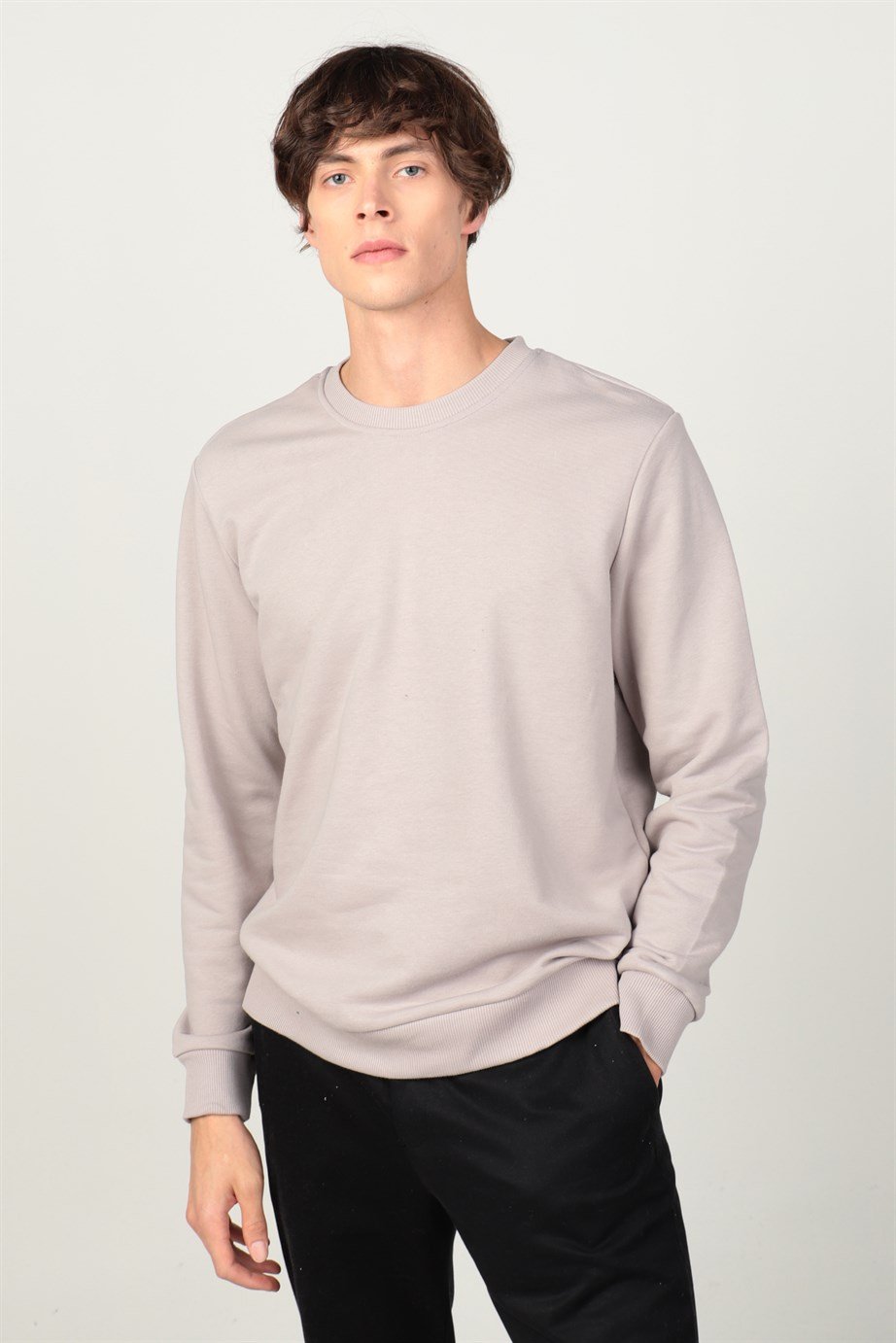 Bisiklet Yaka Basıc Unisex Sweatshirt