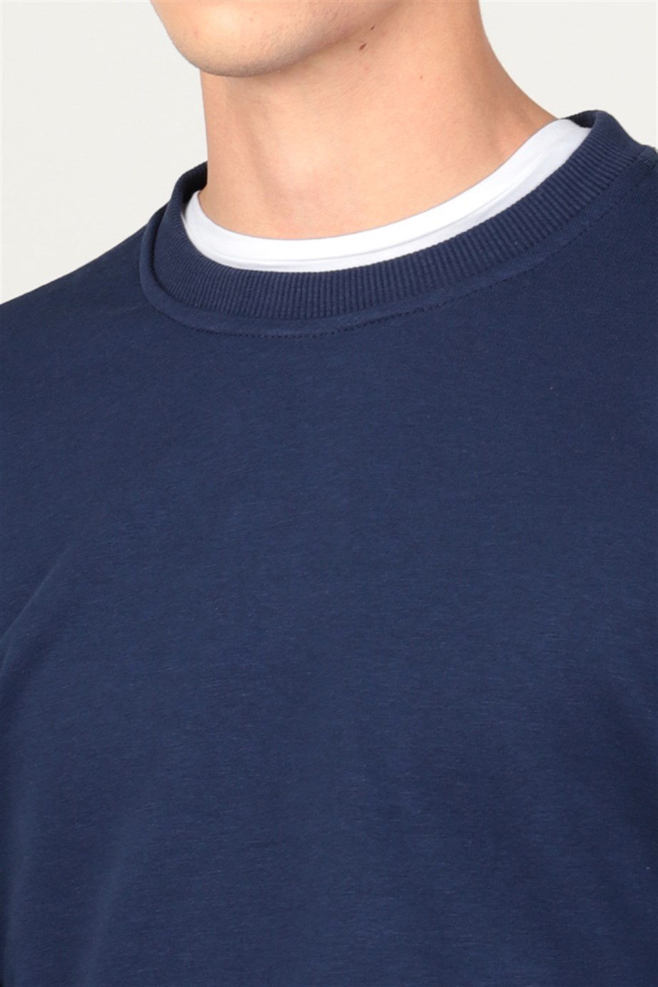 Bisiklet Yaka Basıc Unisex Sweatshirt
