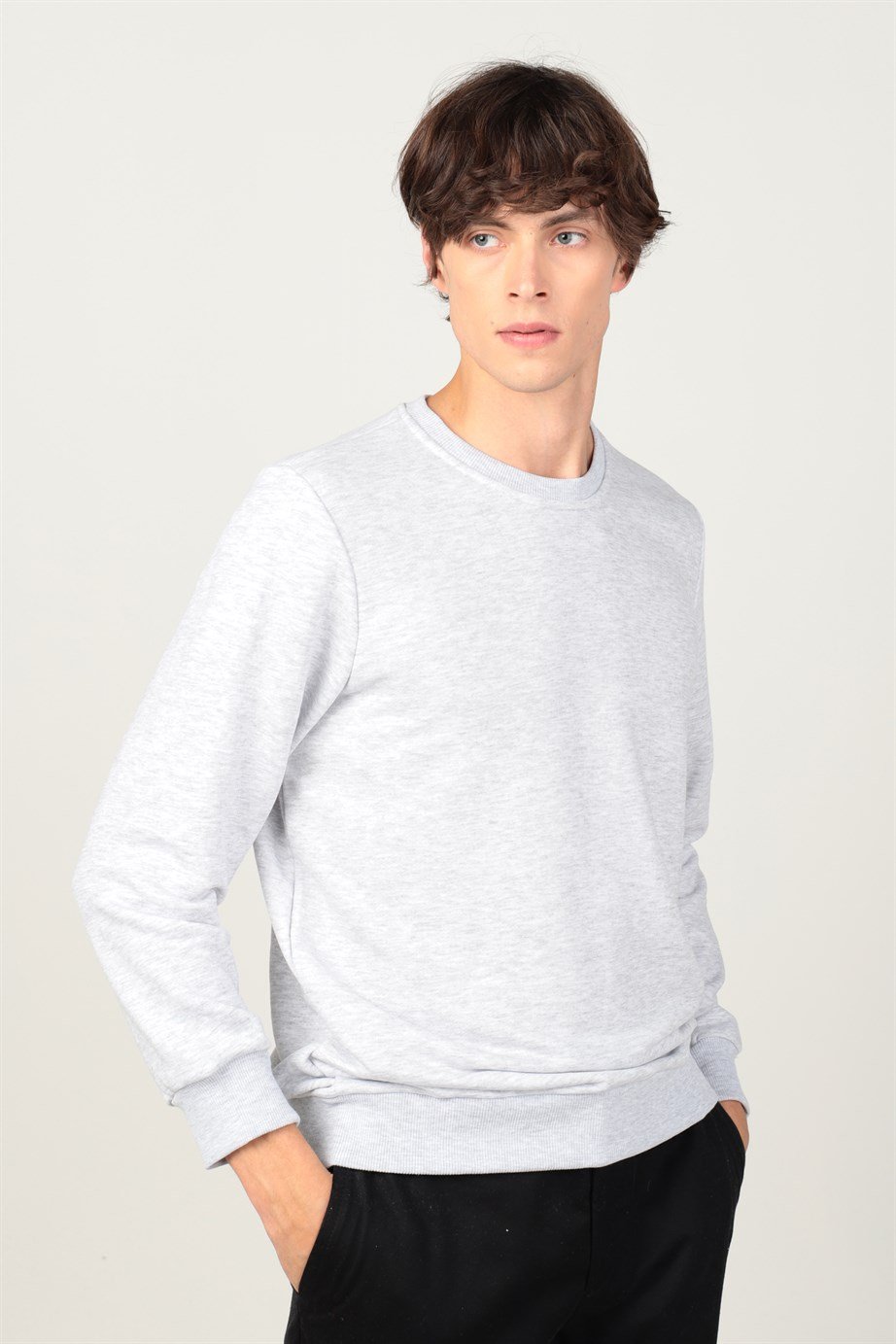 Bisiklet Yaka Basıc Unisex Sweatshirt