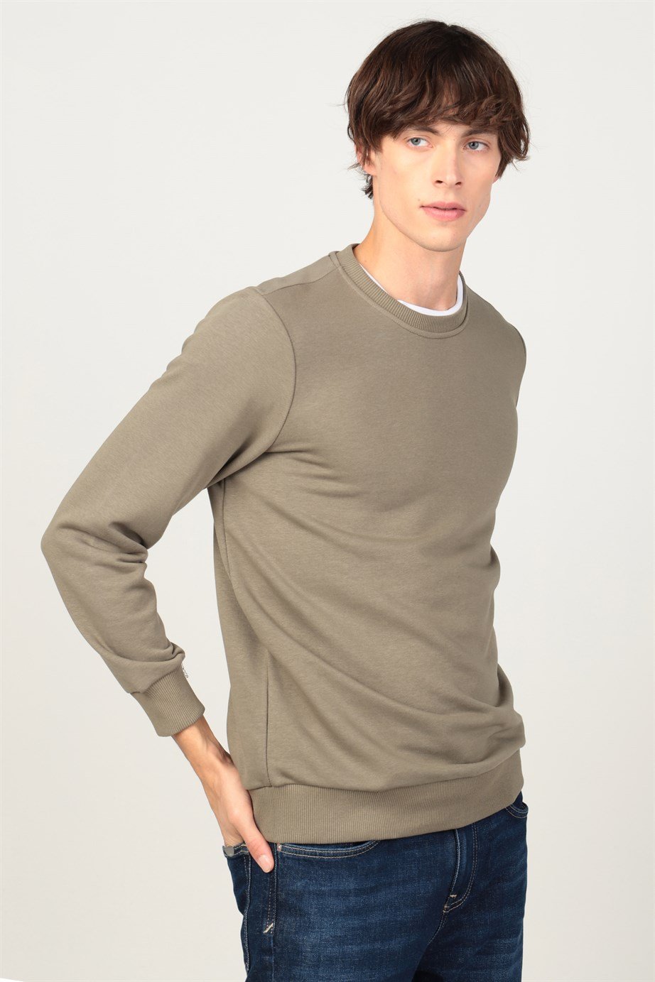 Bisiklet Yaka Basıc Unisex Sweatshirt