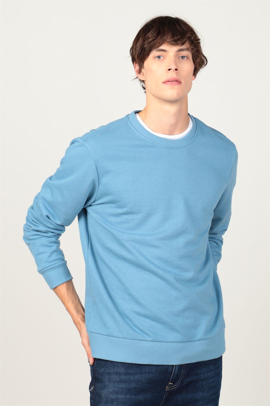 Bisiklet Yaka Basıc Unisex Sweatshirt