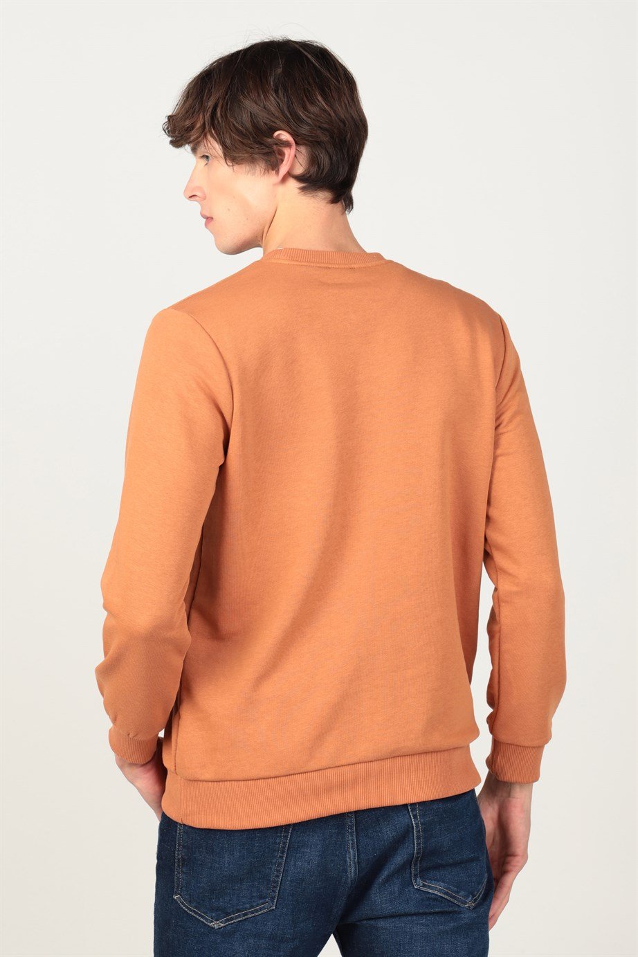 Bisiklet Yaka Basıc Unisex Sweatshirt